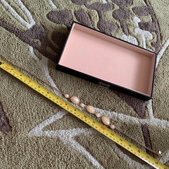 Banana Republic Golden Gem Necklace💫 - Picture 8 of 8